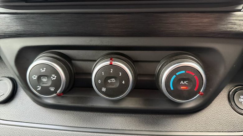 Renault Trafic Lwb Diesel LL30 Blue dCi 130 Extra [Safety] Van